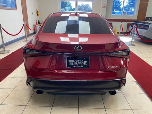 Used 2022 Lexus IS 300 image 6