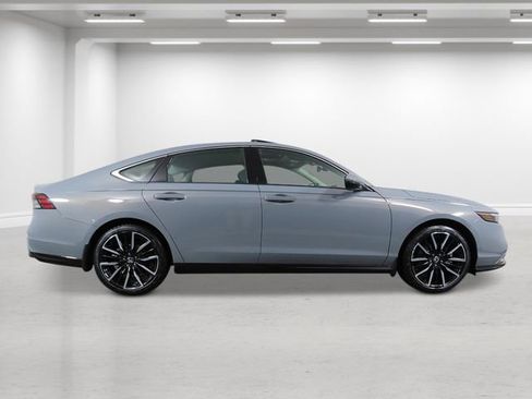 New 2026 Honda Accord Touring image 7