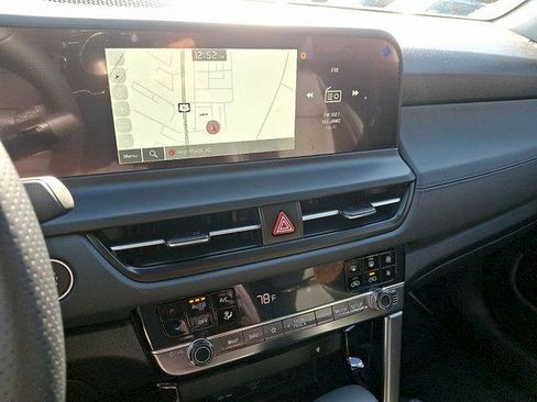 New 2026 Kia Seltos SX image 8