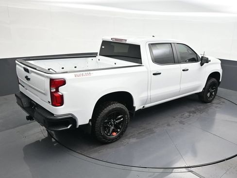 Used 2024 Chevrolet Silverado 1500 LT Trail Boss AWD/4WD image 19