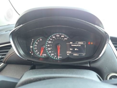 Used 2017 Chevrolet Trax LT w/ Sun & Sound Package image 14