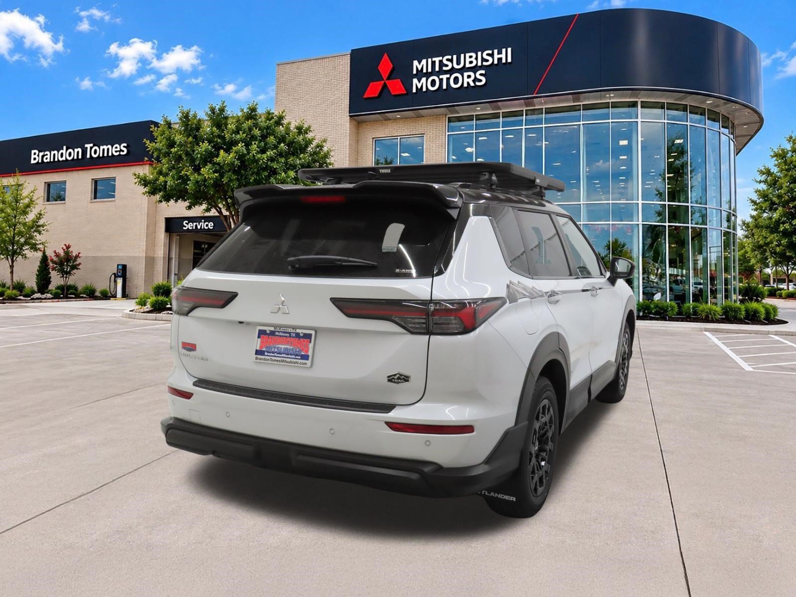 New 2026 Mitsubishi Outlander AWD image 3