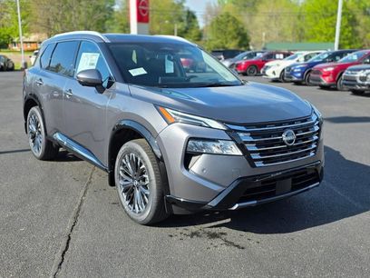 New 2025 Nissan Rogue Platinum w/ Tech Package