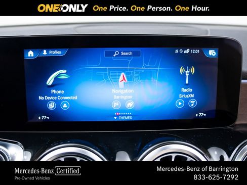 Used 2023 Mercedes-Benz GLB 250 4MATIC w/ Premium Package image 27