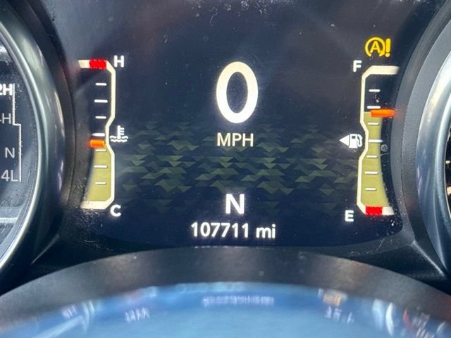 Used 2020 Jeep Wrangler Unlimited Sahara AWD/4WD image 27