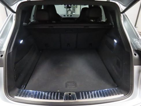 Used 2022 Porsche Cayenne S AWD/4WD image 20