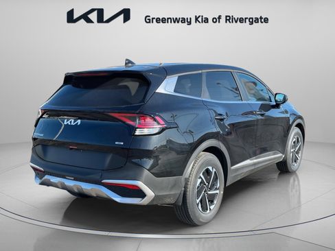 New 2025 Kia Sportage LX FWD image 7