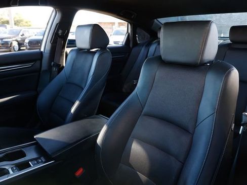Used 2019 Honda Accord Sport image 6
