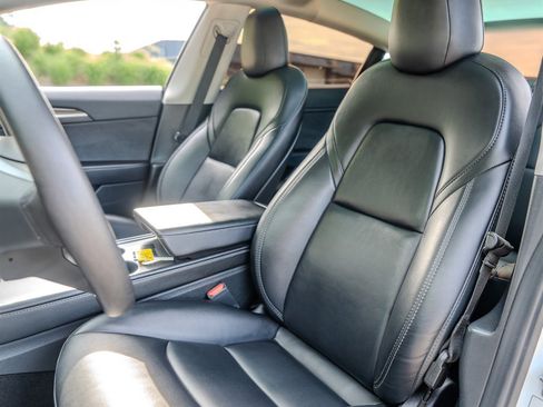 Used 2023 Tesla Model 3 Standard Range RWD image 25
