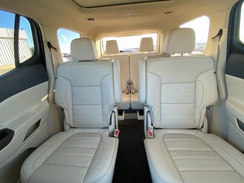 Used 2023 GMC Acadia Denali w/ Black Diamond Edition image 14