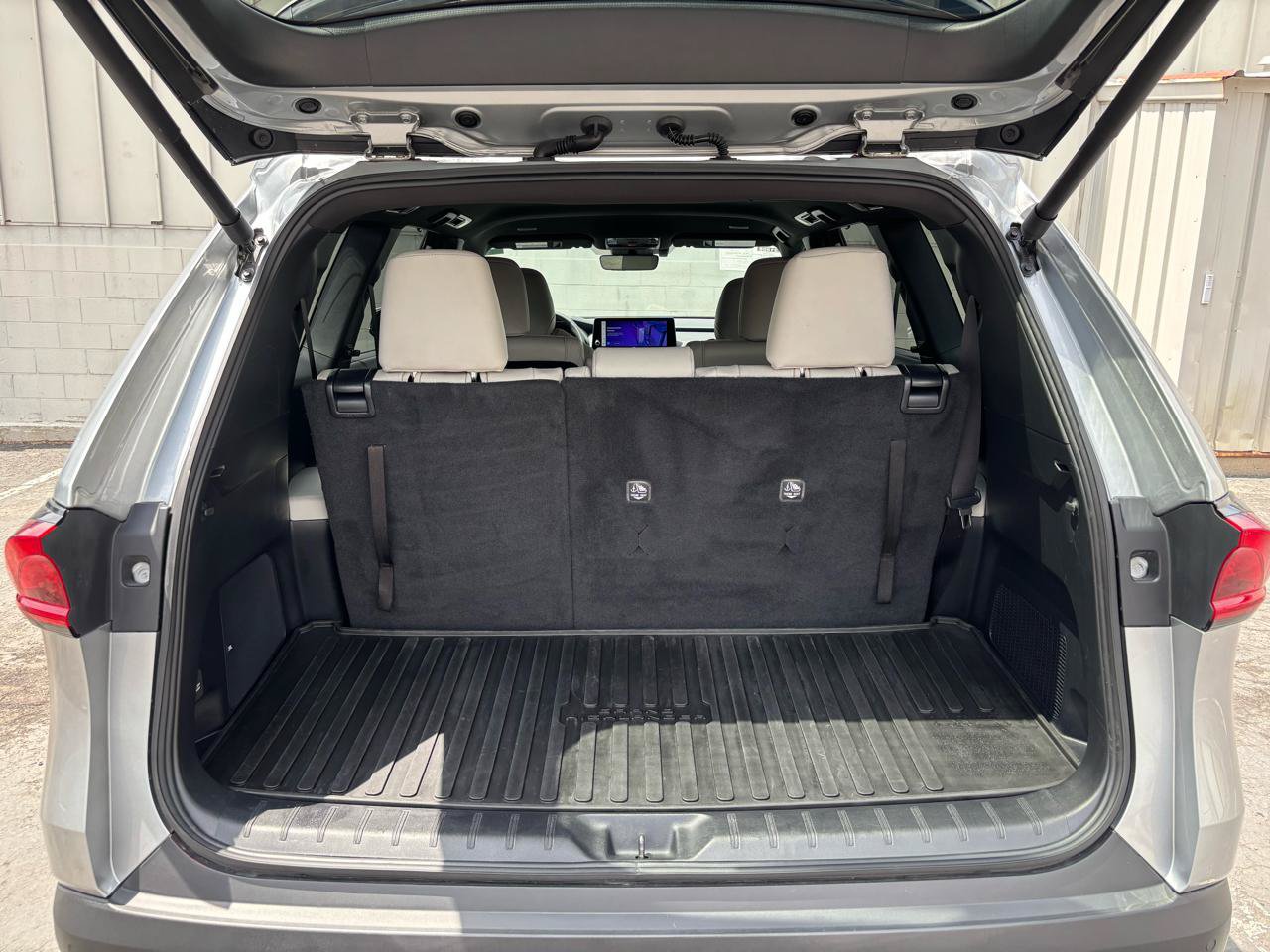 Used 2024 Toyota Grand Highlander AWD Hybrid image 7
