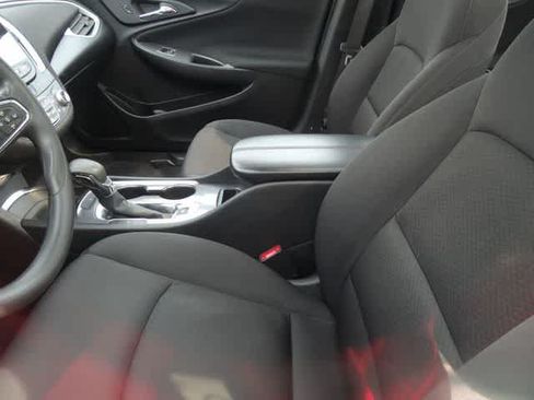Used 2023 Chevrolet Malibu LT FWD image 10