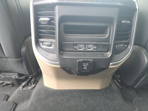 Used 2021 RAM 1500 Big Horn AWD/4WD image 26