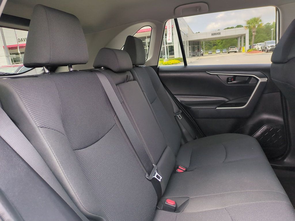 Used 2024 Toyota RAV4 LE FWD image 30