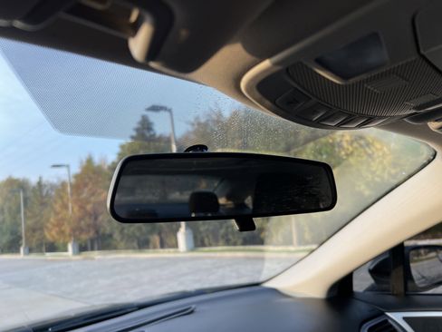 Used 2018 Ford Fusion SE image 25