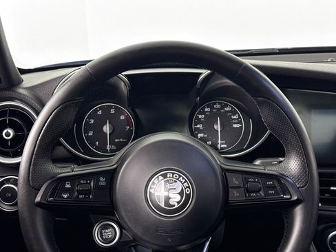 Used 2022 Alfa Romeo Giulia Ti w/ Active Assist Plus Package image 26