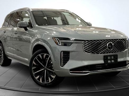 New 2026 Volvo XC90 B6 Plus w/ Protection Package Premier AWD/4WD image 3