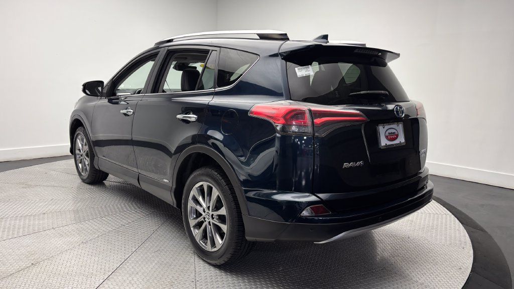 Used 2018 Toyota RAV4 Limited w/ Advanced Technology Package AWD/4WD image 22