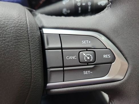 New 2025 Jeep Compass Latitude w/ Sun & Sound Group AWD/4WD image 14
