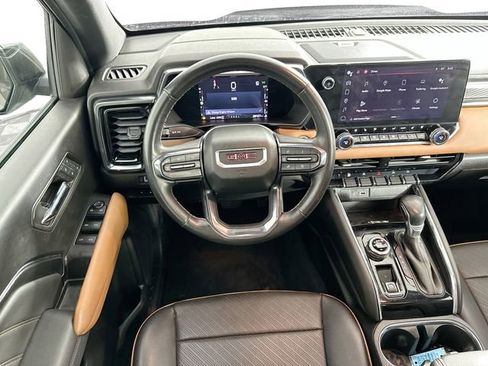 Used 2023 GMC Canyon AT4 image 11