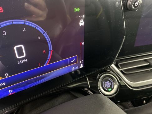 New 2026 Chevrolet Trax ACTIV w/ Sunroof Package image 12