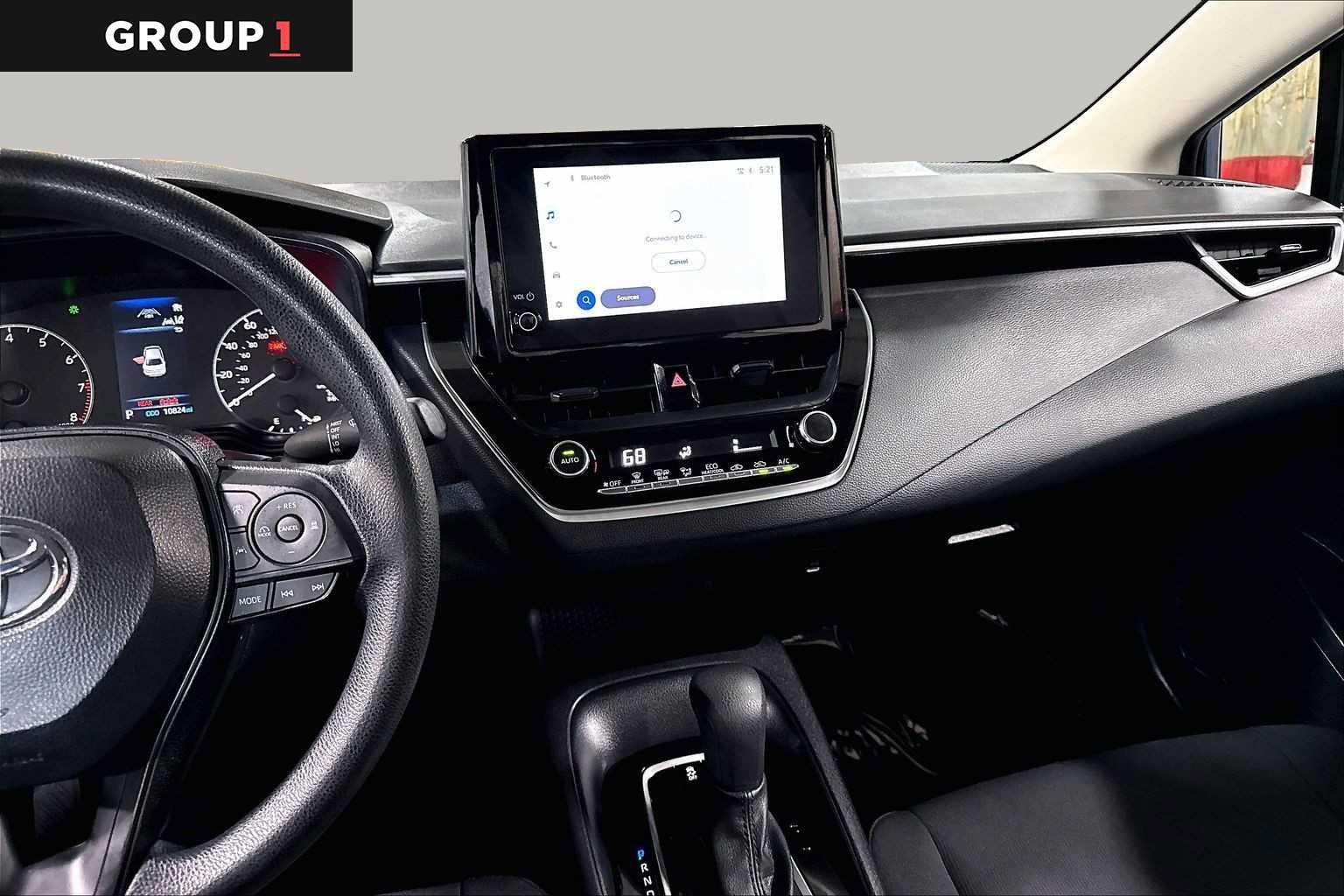 Certified 2025 Toyota Corolla LE FWD image 7