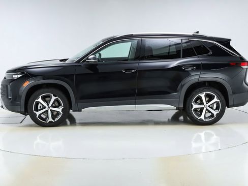 New 2026 Volkswagen Tiguan SE image 41