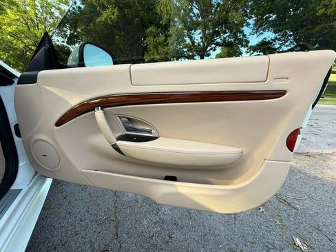 Used 2013 Maserati GranTurismo Coupe RWD image 35