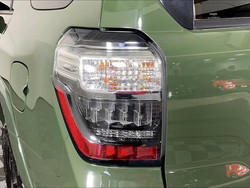 Used 2021 Toyota 4Runner Trail Special Edition AWD/4WD image 35