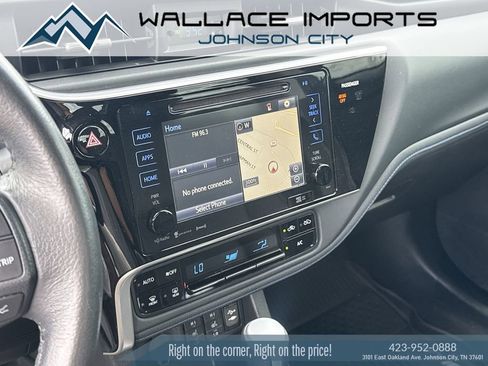 Used 2017 Toyota Corolla XSE FWD image 23