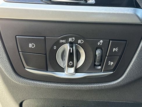 Used 2019 BMW X3 sDrive30i w/ Driving Assistance Package image 43