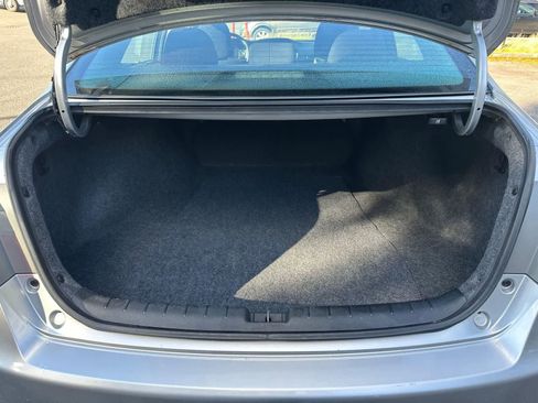 Used 2013 Honda Accord EX image 26