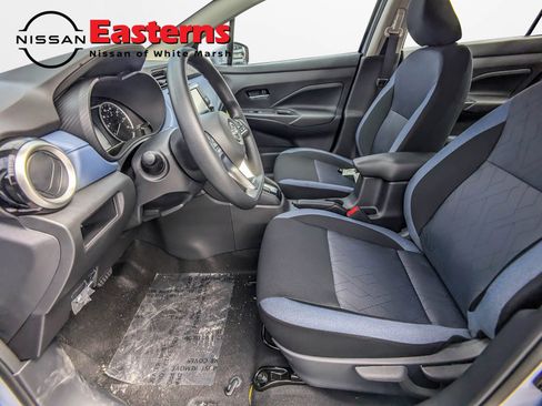 New 2025 Nissan Versa SV w/ Trunk Package FWD image 14