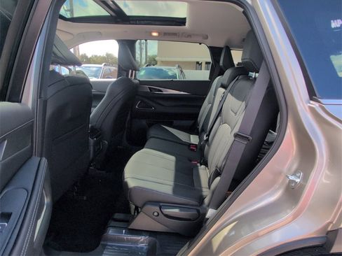 New 2026 INFINITI QX60 Luxe w/ Cargo Package image 7