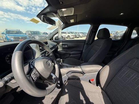 Used 2024 Honda HR-V Sport image 13