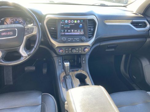 Used 2019 GMC Acadia Denali w/ Technology Package image 17