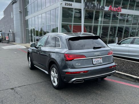 Used 2023 Audi Q5 e Premium w/ Convenience Package AWD/4WD image 4