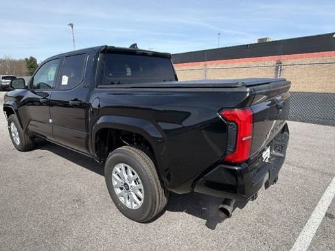 New 2026 Toyota Tacoma SR5 AWD/4WD image 3