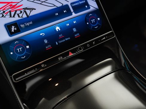 Used 2022 Mercedes-Benz S 500 4MATIC w/ 3D Technology Package image 39