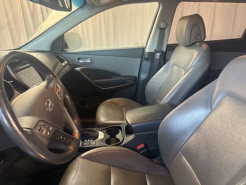 Used 2017 Hyundai Santa Fe Limited w/ Cargo Package image 20
