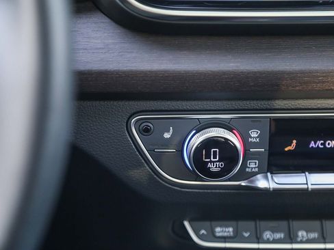 Certified 2023 Audi Q5 2.0T Premium w/ Convenience Package image 27