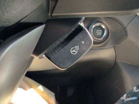 Used 2025 Subaru Ascent Limited image 32