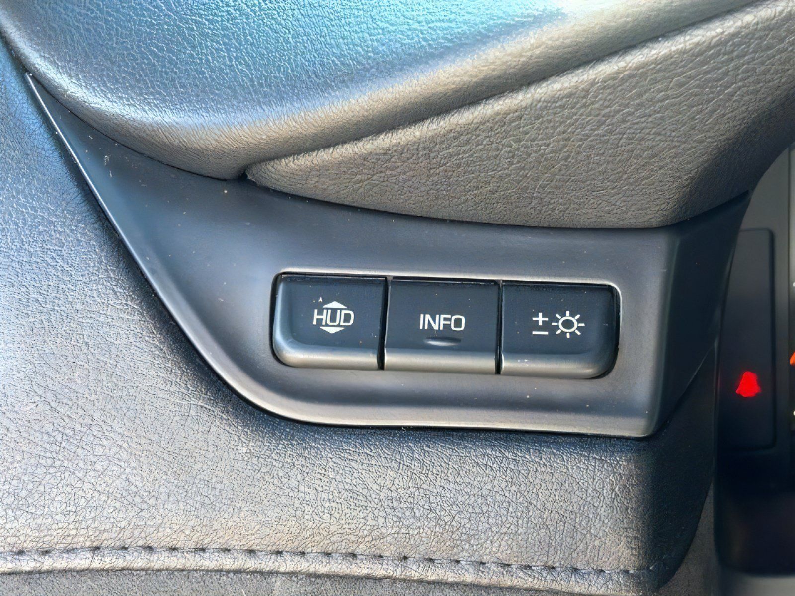 Used 2015 Cadillac Escalade Premium AWD/4WD image 26