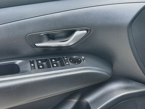Used 2025 Hyundai Tucson SEL FWD image 14