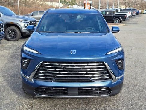 New 2026 Buick Enclave Preferred image 2