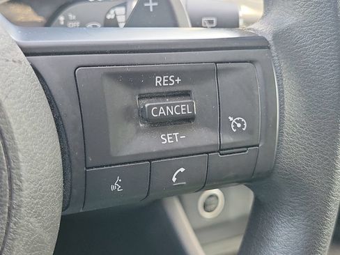 Certified 2023 Nissan Rogue S FWD image 31