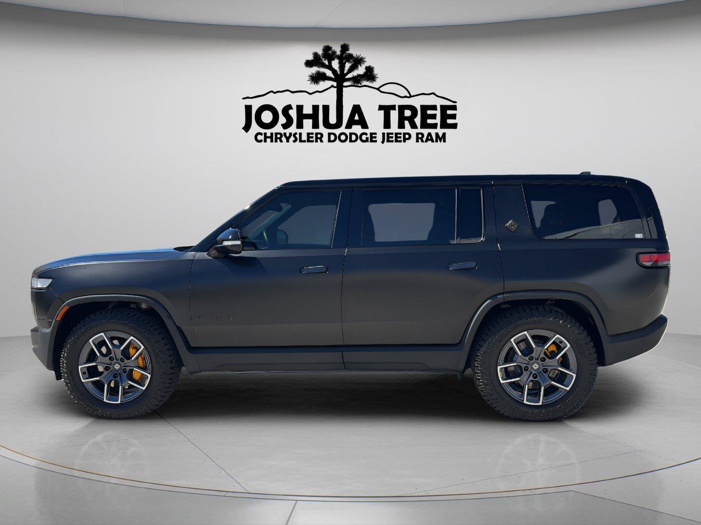 Used 2023 Rivian R1S Adventure Quad AWD/4WD image 4