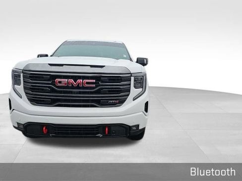 Used 2024 GMC Sierra 1500 AT4 w/ Technology Package image 6