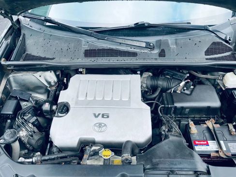 Used 2012 Toyota Highlander SE image 4