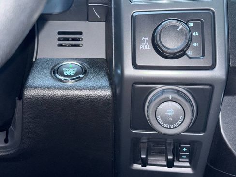 Used 2018 Ford F150 Lariat w/ Equipment Group 502A Luxury AWD/4WD image 43